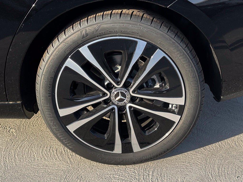 2025 Mercedes-BENZ CLA — миниатюра 11
