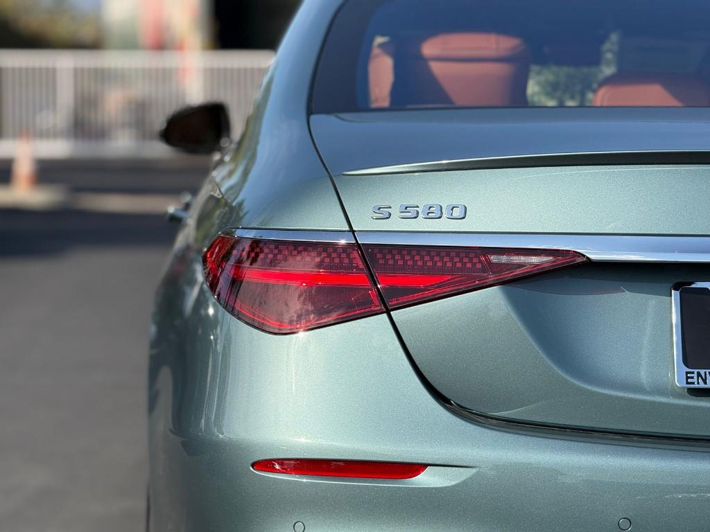 MERCEDES-BENZ S-CLASS - 8