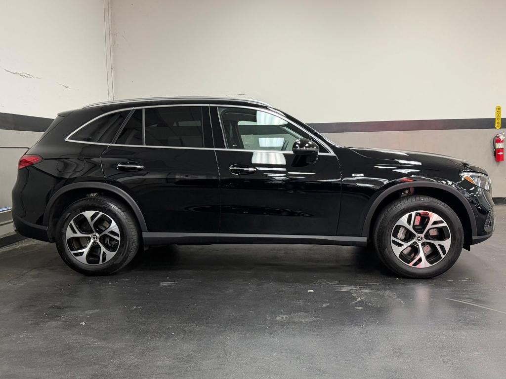 2025 Mercedes-BENZ GLC 照片 3