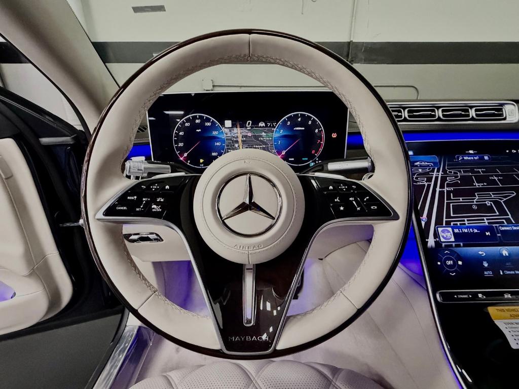 2026 Mercedes-BENZ MAYBACH 缩略图 23
