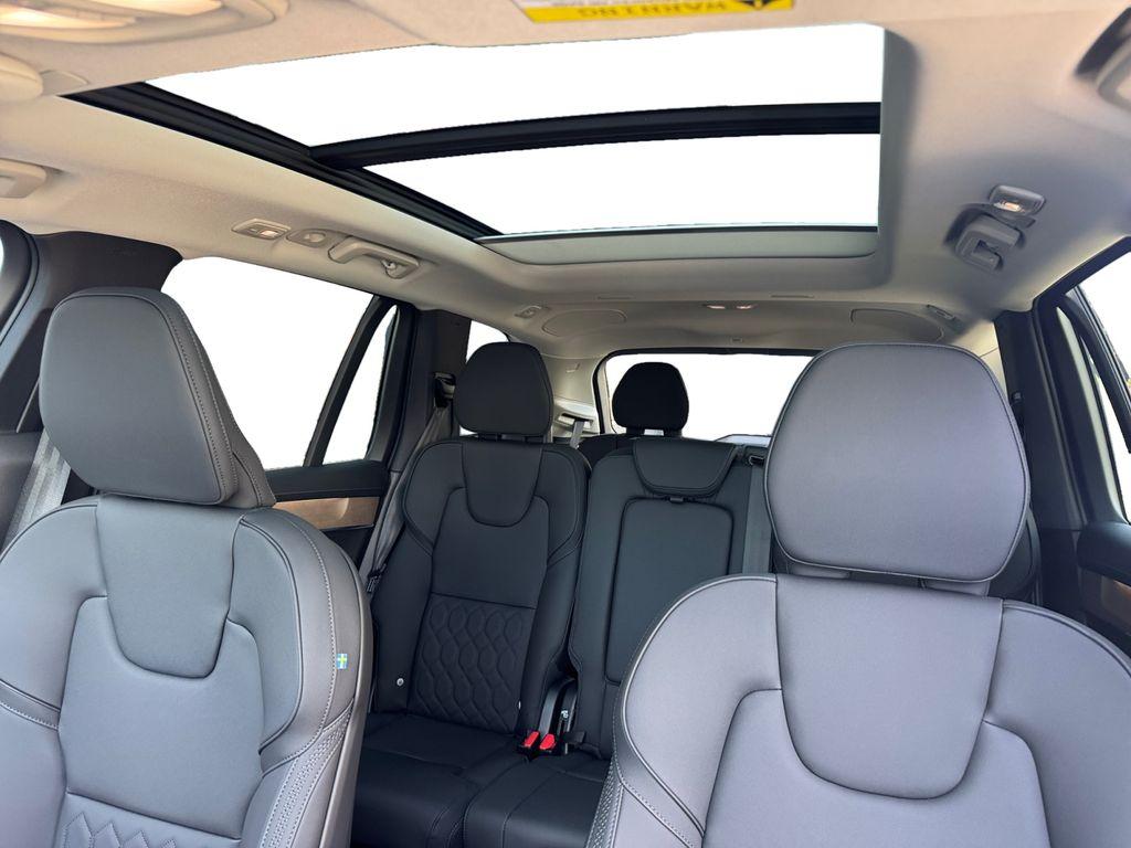 2026 Volvo XC90 B6 PLUS 7-SEATER — миниатюра 23