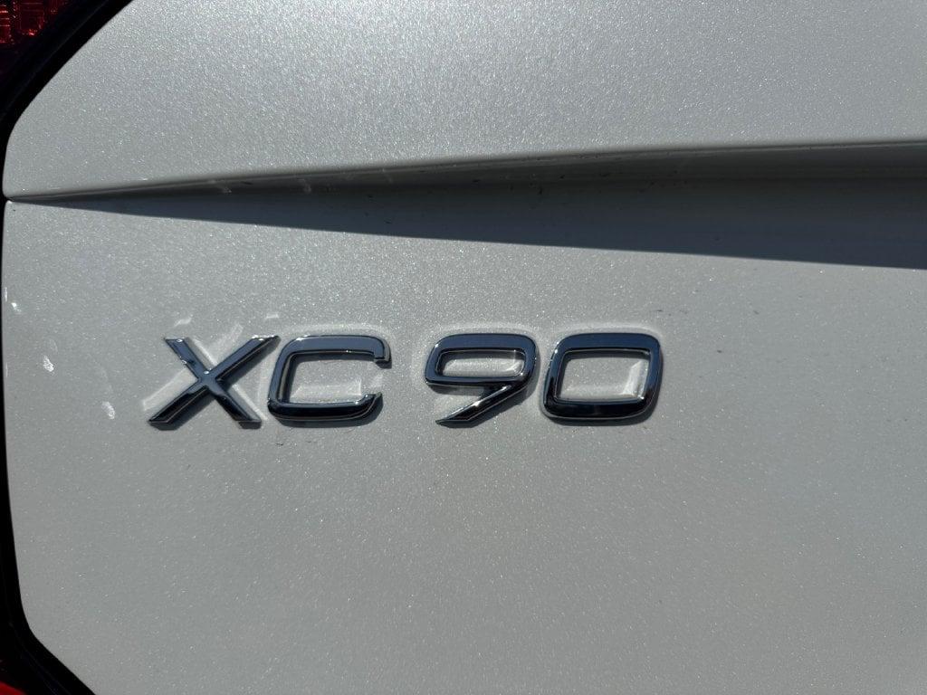 صورة مصغرة 9 لـ 2026 Volvo XC90 B6 ULTRA DARK THEME 7-SEATER