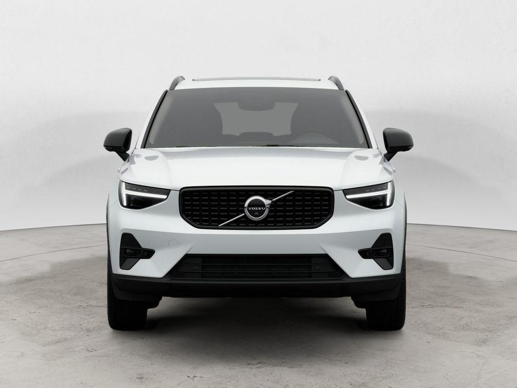 2026 Volvo XC40 B5 PLUS 照片 2