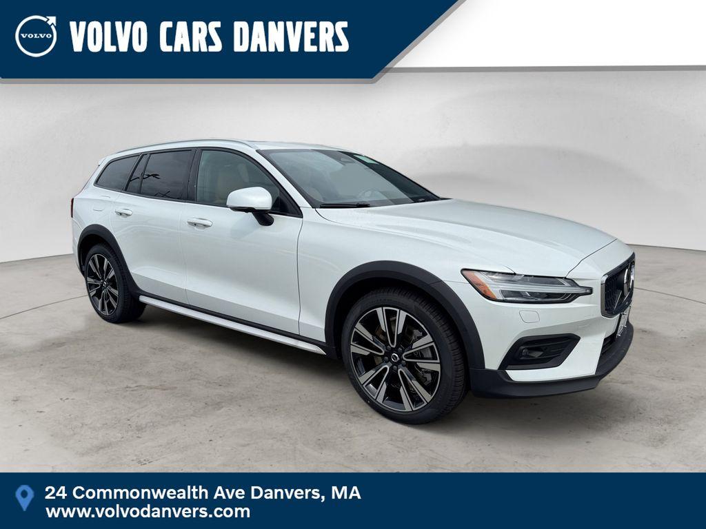 New 2026 Volvo V60 Cross Country B5 Ultra