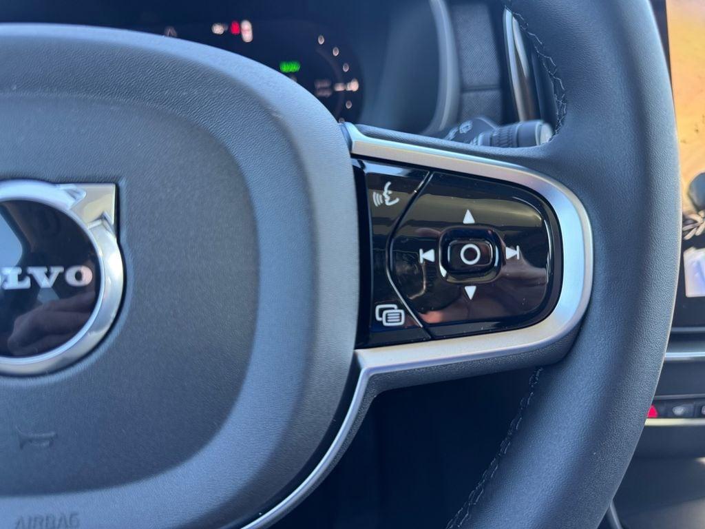 2026 Volvo XC90 PLUG-IN HYBRID T8 ULTRA DARK THEME 7-SEATER — миниатюра 15