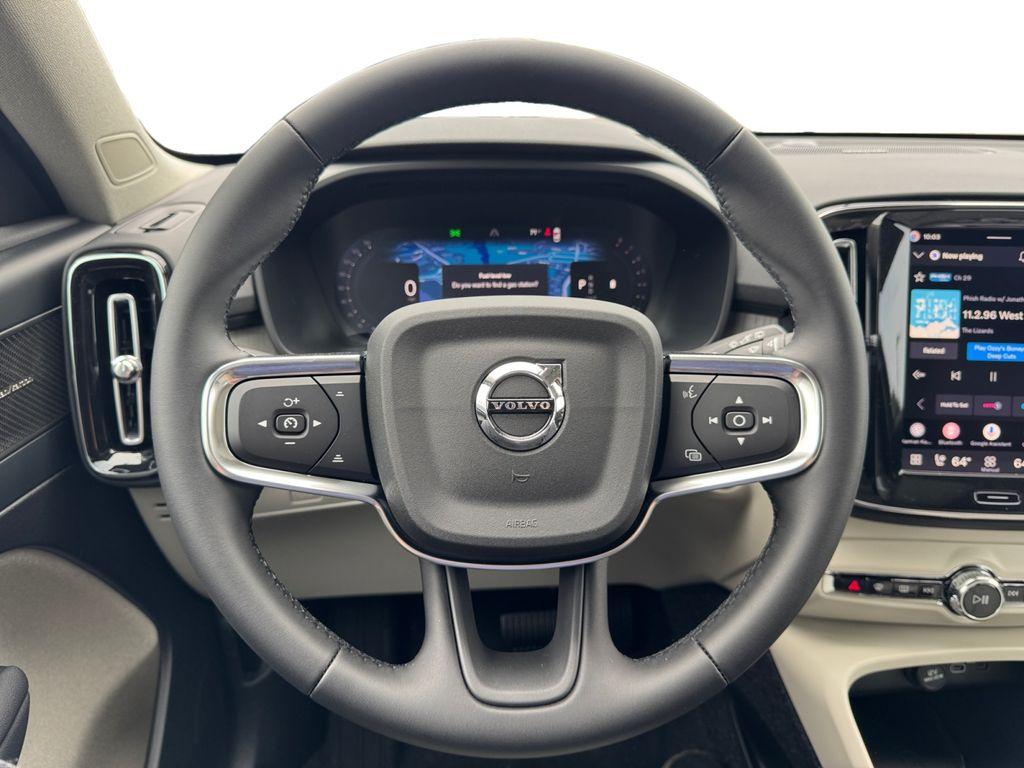 2026 Volvo XC40 B5 ULTRA — фото 13