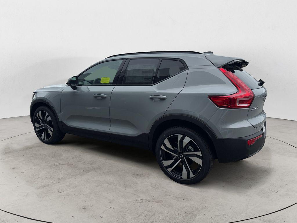 صورة 4 لـ 2026 Volvo XC40 B5 ULTRA