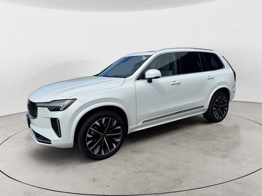 صورة 2 لـ 2025 Volvo XC90 B5 CORE