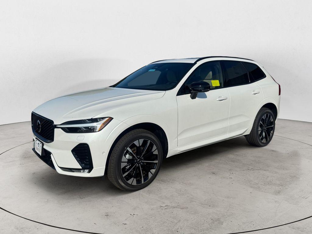 2026 Volvo XC60 B5 PLUS 照片 2