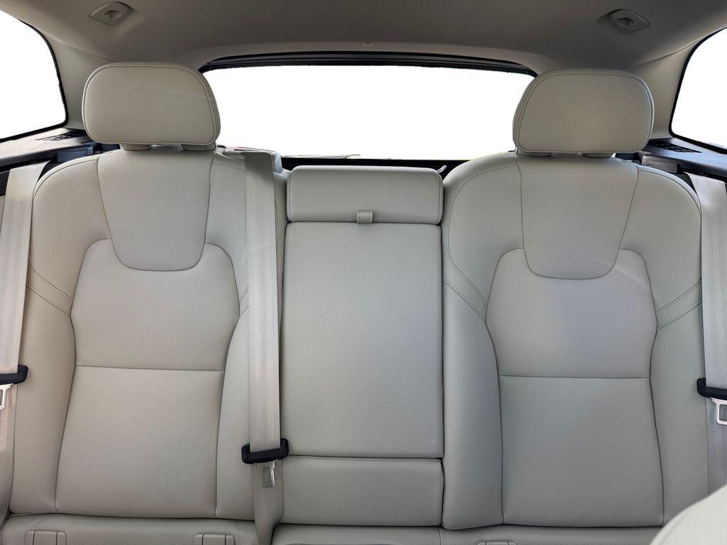 2024 Volvo XC60 B5 CORE 缩略图 23