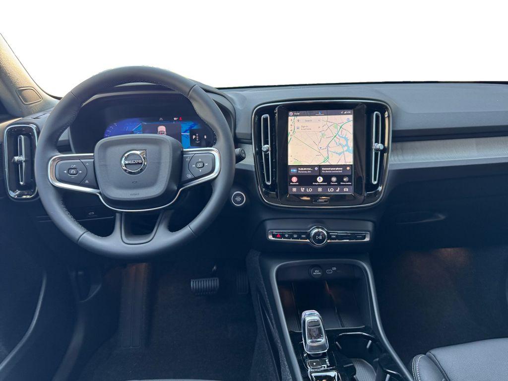 صورة مصغرة 25 لـ 2026 Volvo XC40 B5 PLUS