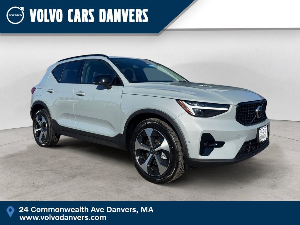 New 2026 Volvo XC40 B5 Plus