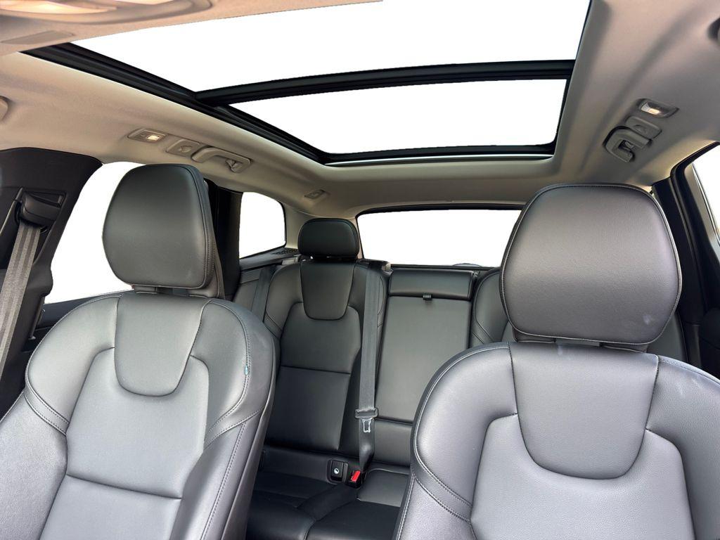 2023 Volvo XC60 B5 CORE — миниатюра 22