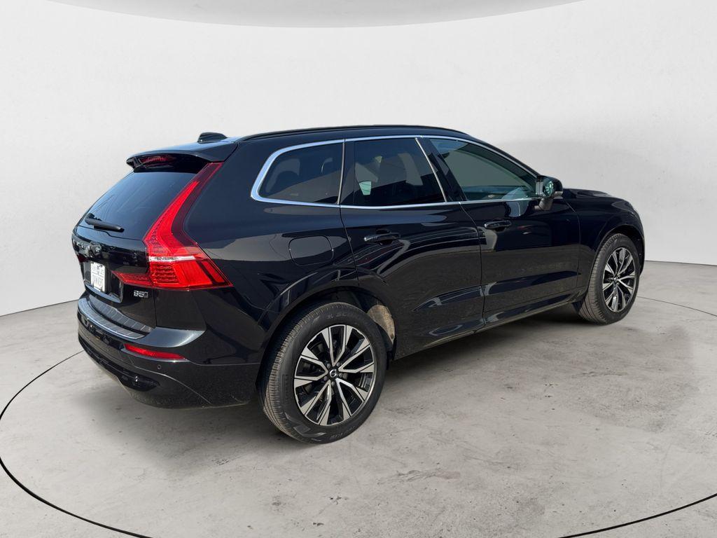 صورة 7 لـ 2023 Volvo XC60 B5 CORE