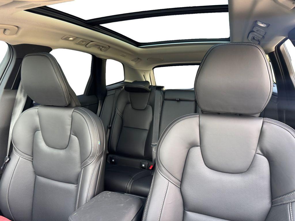 صورة مصغرة 25 لـ 2026 Volvo XC60 PLUG-IN HYBRID T8 ULTRA