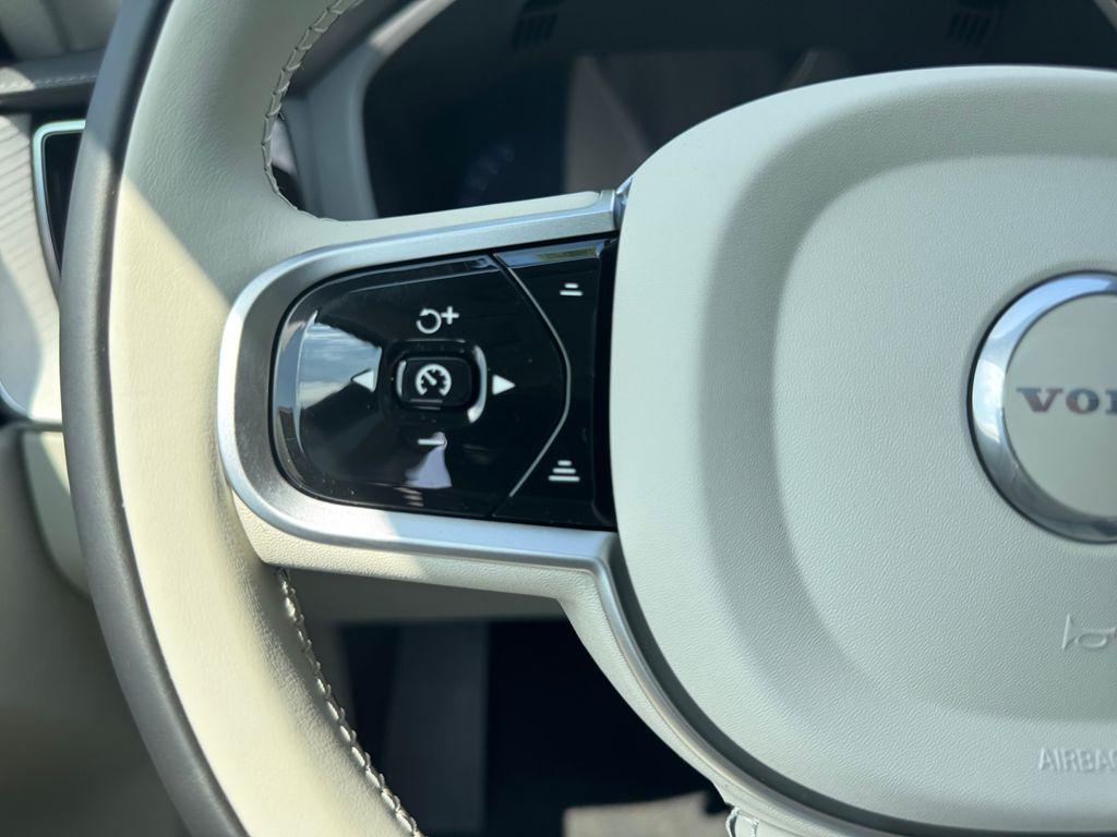 صورة مصغرة 15 لـ 2026 Volvo XC60 PLUG-IN HYBRID T8 ULTRA