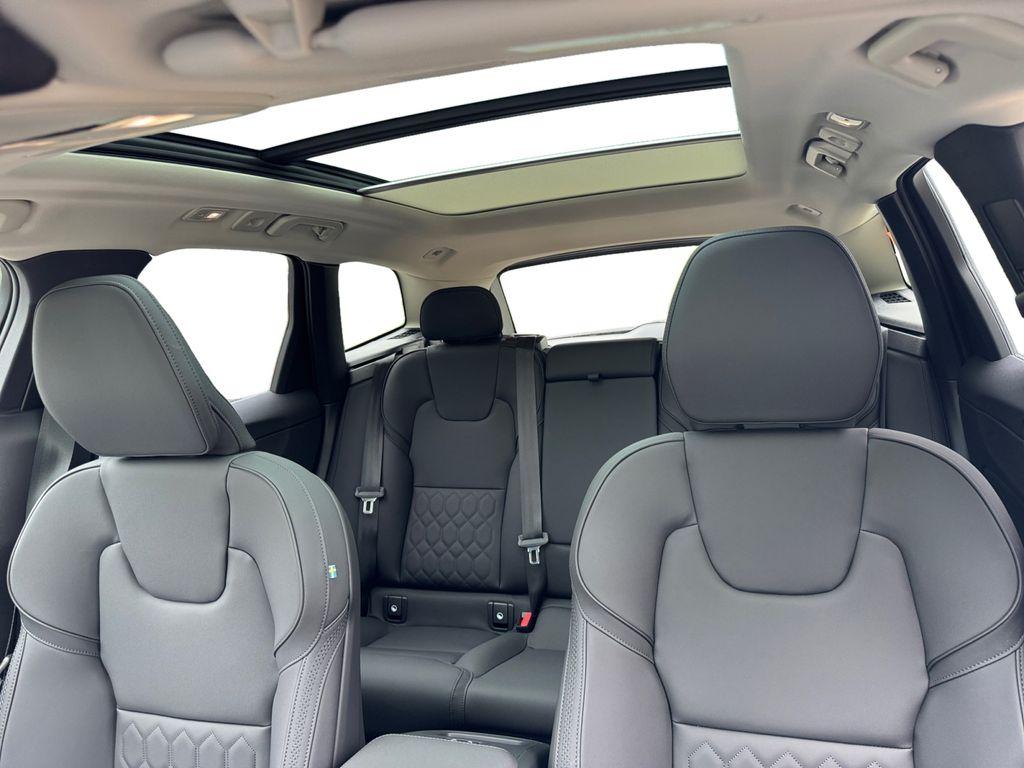 2026 Volvo XC60 B5 PLUS — миниатюра 22