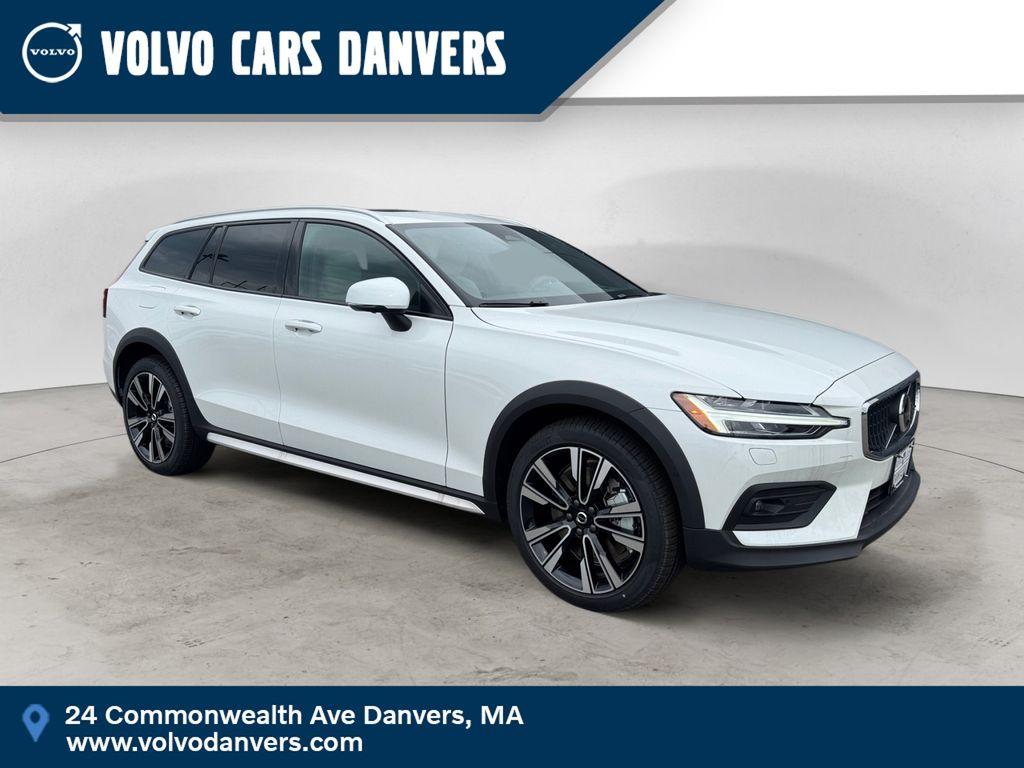 New 2026 Volvo V60 Cross Country B5 Ultra