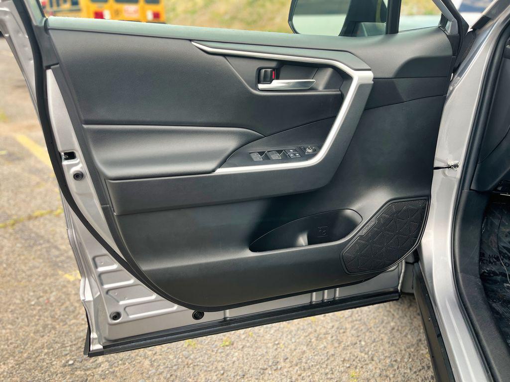 2022 Toyota RAV4 XLE 缩略图 64
