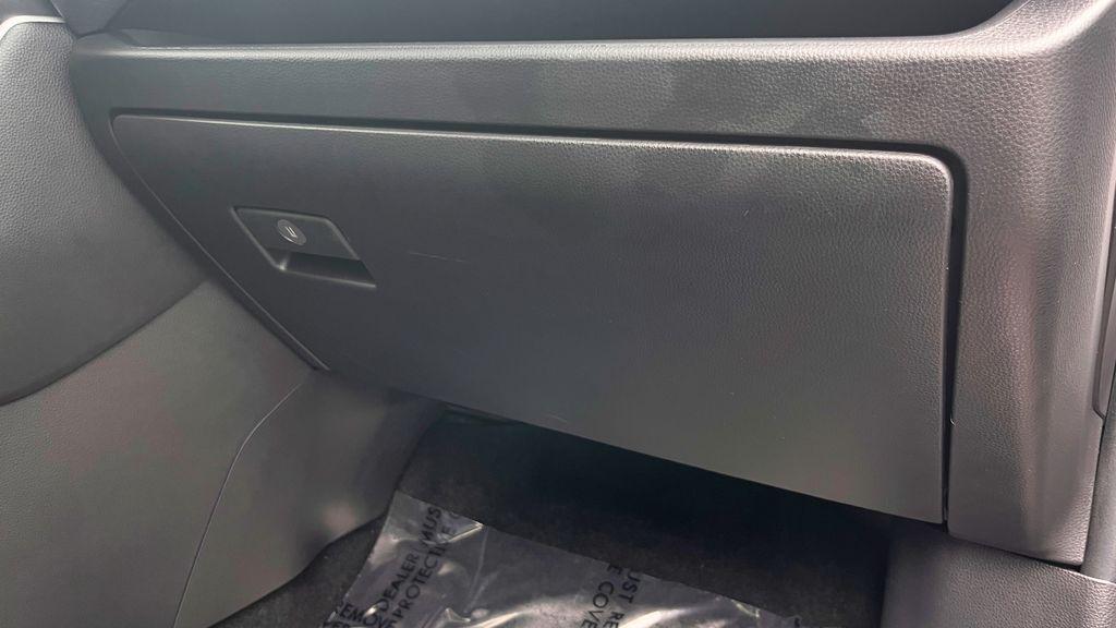 2022 Toyota RAV4 XLE 缩略图 49