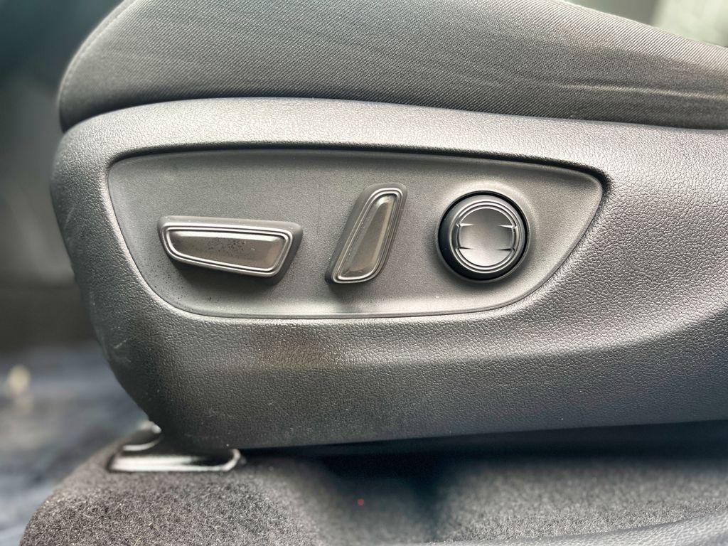 2022 Toyota RAV4 XLE 缩略图 43