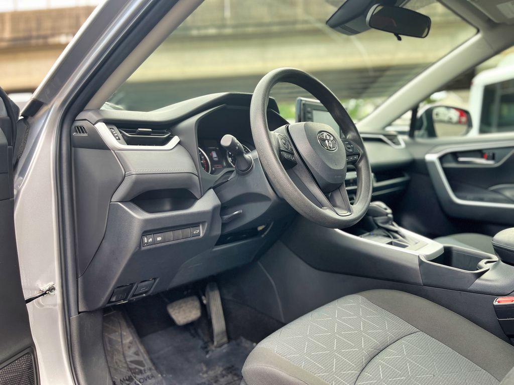 2022 Toyota RAV4 XLE 缩略图 23