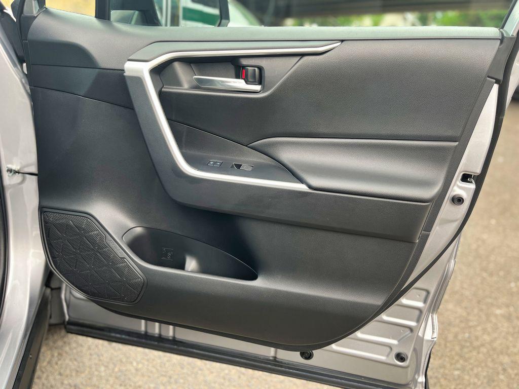 2022 Toyota RAV4 XLE 缩略图 65