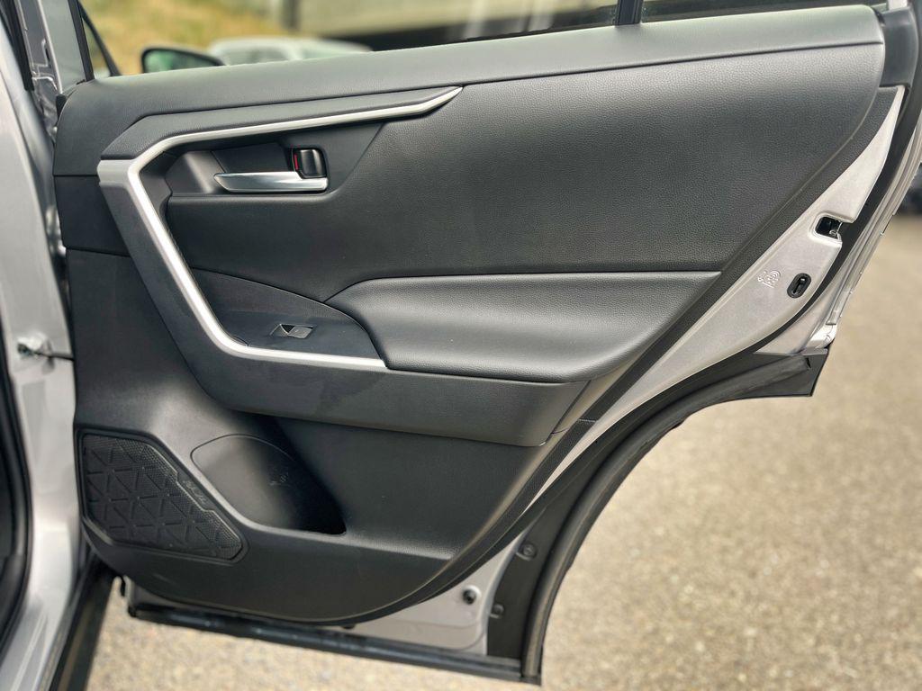 2022 Toyota RAV4 XLE 缩略图 63