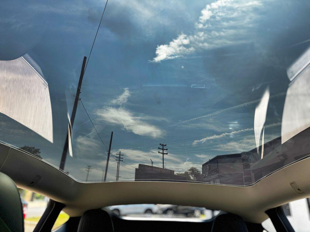 صورة مصغرة 64 لـ 2024 Tesla MODEL Y LONG RANGE SINGLE MOTOR REAR-WHEEL DRIVE