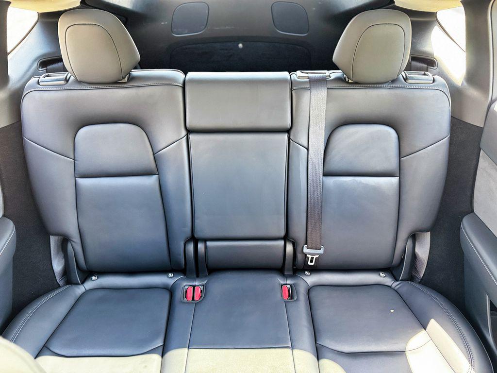 صورة مصغرة 65 لـ 2024 Tesla MODEL Y LONG RANGE SINGLE MOTOR REAR-WHEEL DRIVE