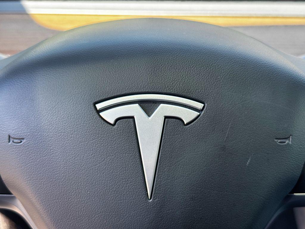 صورة مصغرة 45 لـ 2024 Tesla MODEL Y LONG RANGE SINGLE MOTOR REAR-WHEEL DRIVE