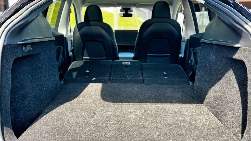 صورة مصغرة 83 لـ 2024 Tesla MODEL Y LONG RANGE SINGLE MOTOR REAR-WHEEL DRIVE