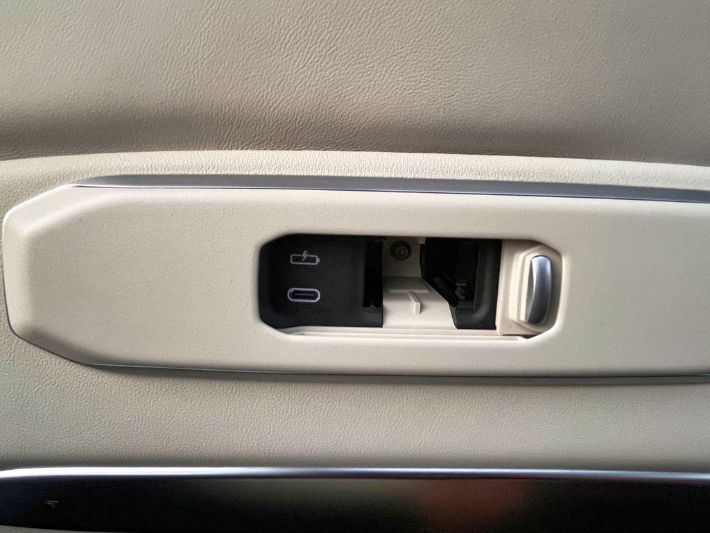 صورة مصغرة 62 لـ 2024 BMW X7 M60I