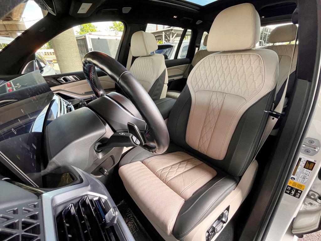 صورة مصغرة 17 لـ 2024 BMW X7 M60I