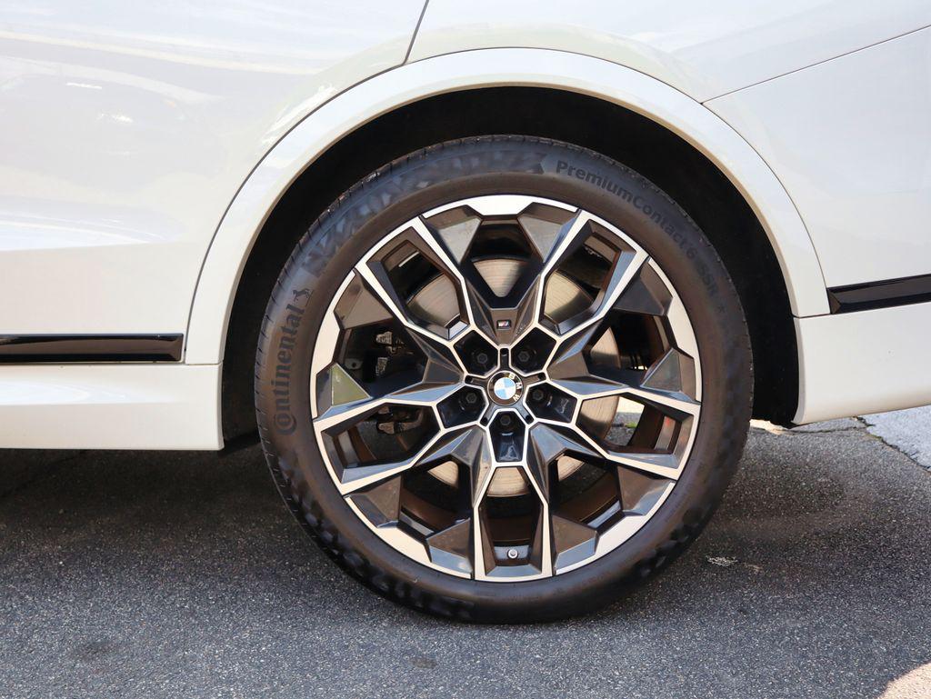 صورة مصغرة 83 لـ 2024 BMW X7 M60I