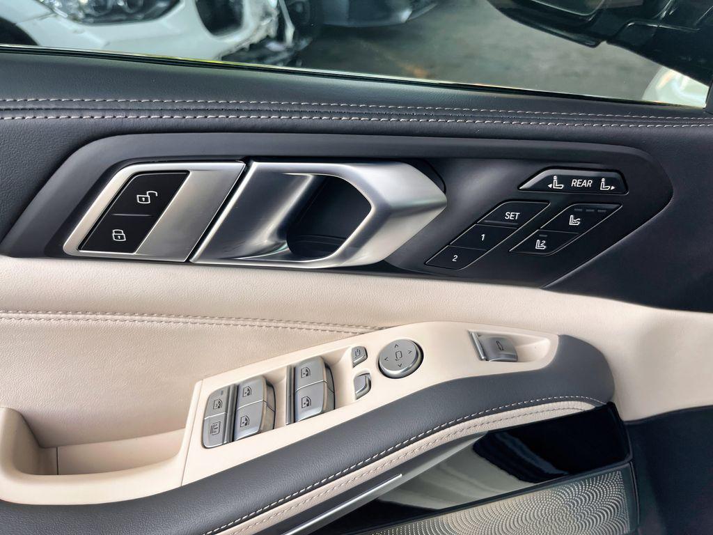 صورة مصغرة 44 لـ 2024 BMW X7 M60I