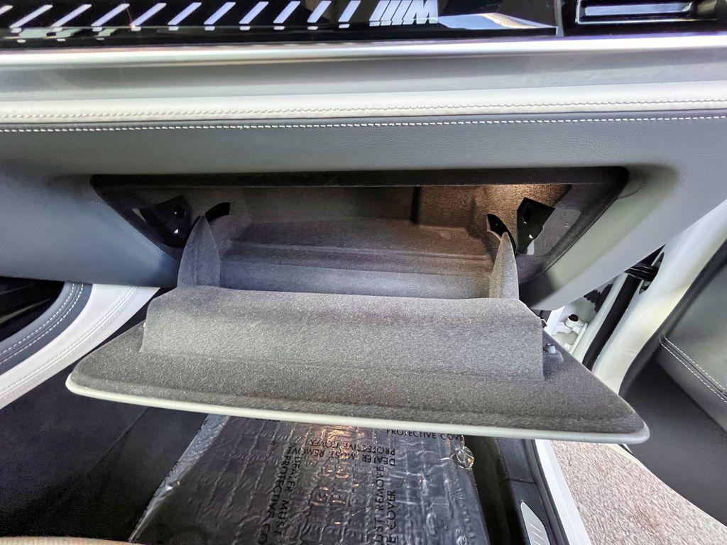 صورة مصغرة 56 لـ 2024 BMW X7 M60I
