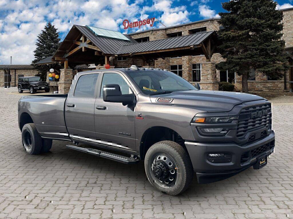 صورة 7 لـ 2026 RAM 3500 BIG HORN CREW CAB 4X4 8' BOX