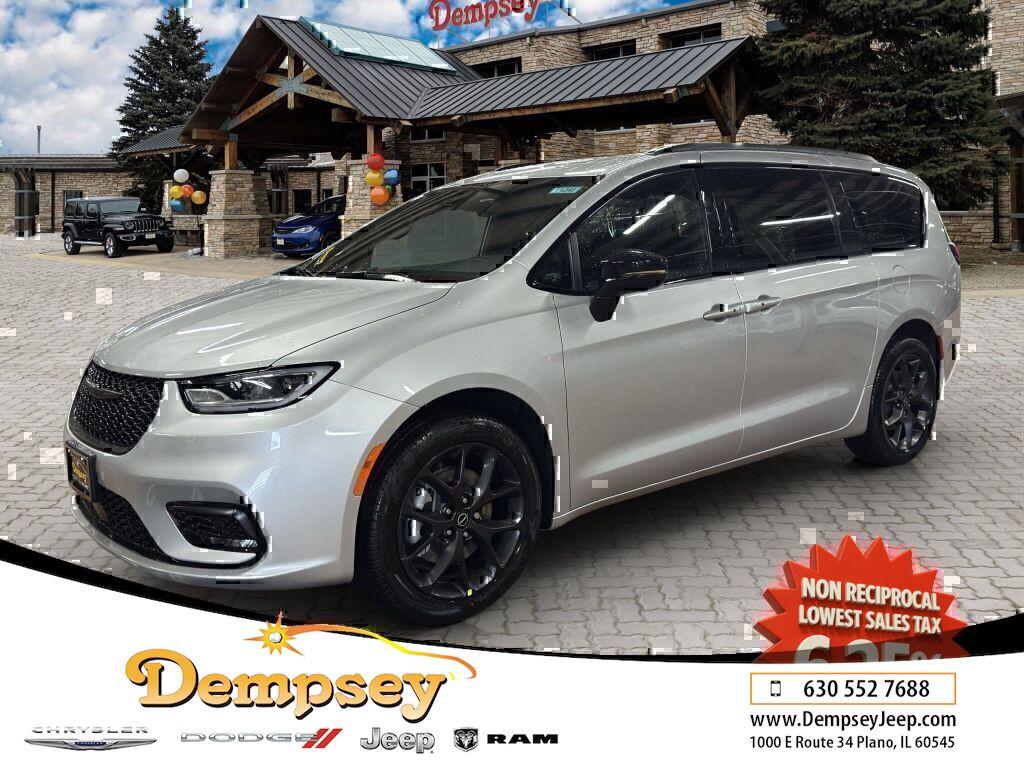 New 2026 Chrysler Pacifica L