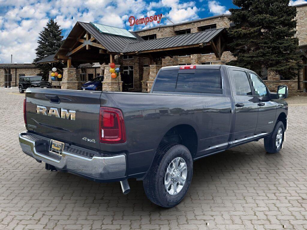 صورة 5 لـ 2025 RAM 2500 BIG HORN CREW CAB 4X4 8' BOX