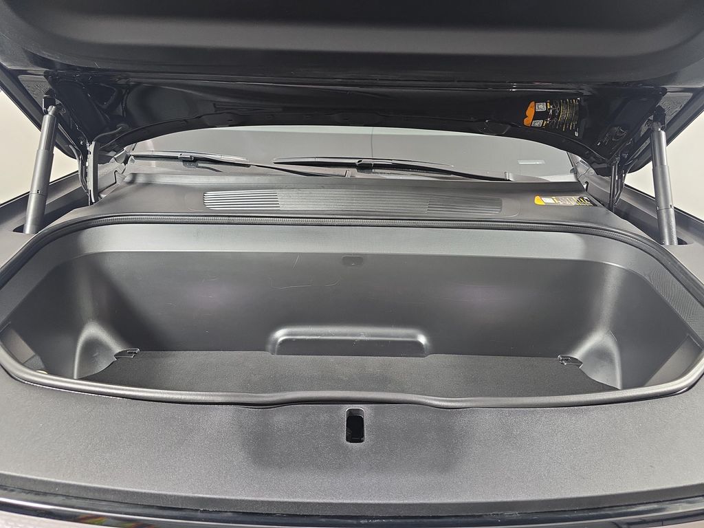 2023 Rivian R1S ADVENTURE — фото 14