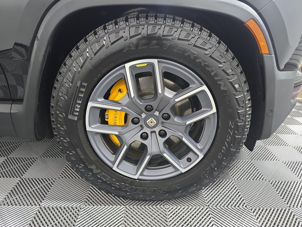 2023 Rivian R1S ADVENTURE — фото 11
