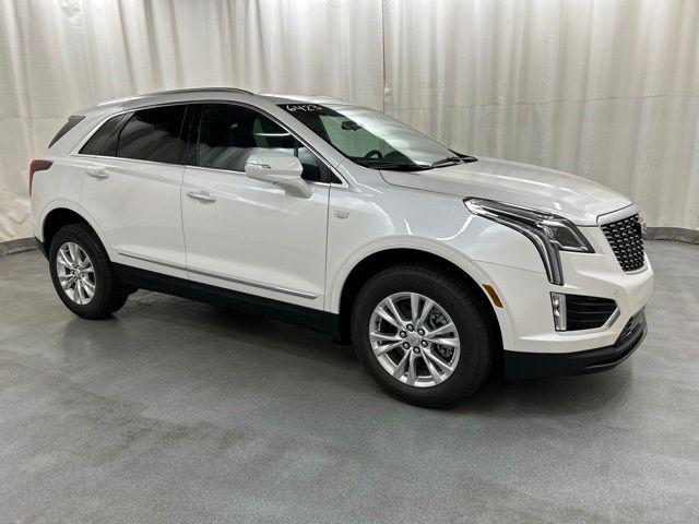 New 2026 Cadillac XT5 Luxury