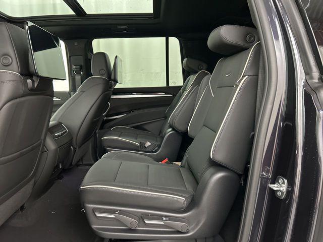 2026 Cadillac ESCALADE ESV SPORT 缩略图 30