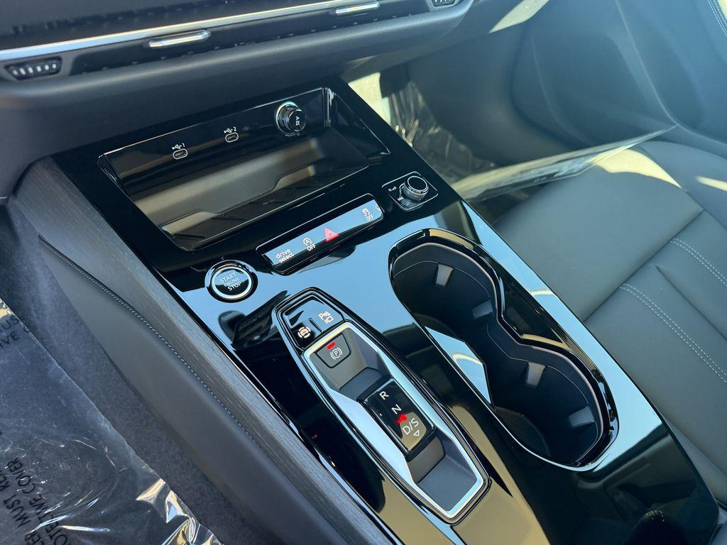 صورة مصغرة 22 لـ 2026 AUDI A5 2.0T PREMIUM