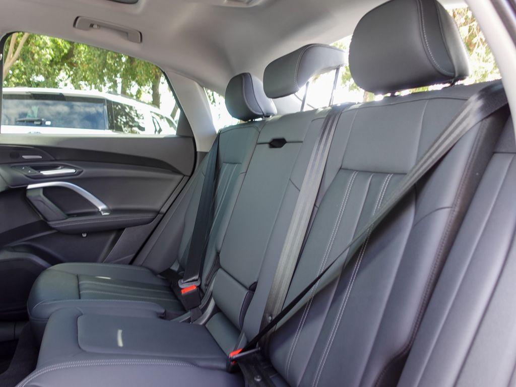 صورة مصغرة 22 لـ 2026 AUDI Q5 PLUS