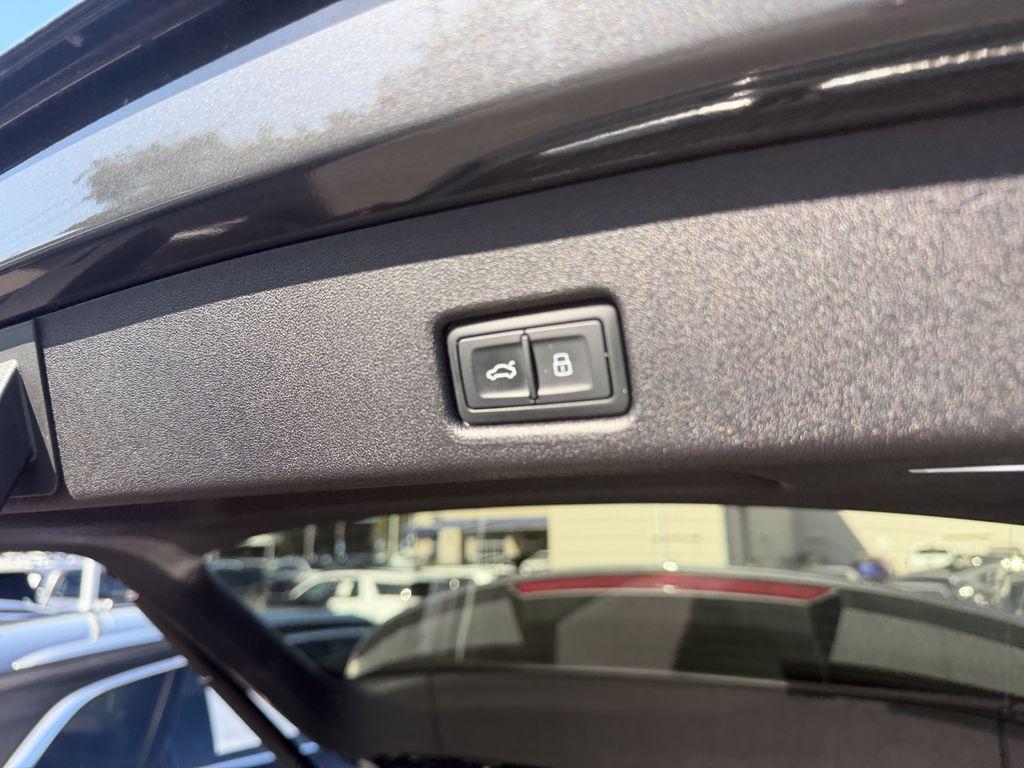 صورة مصغرة 31 لـ 2025 AUDI Q5 2.0T QUATTRO PREMIUM