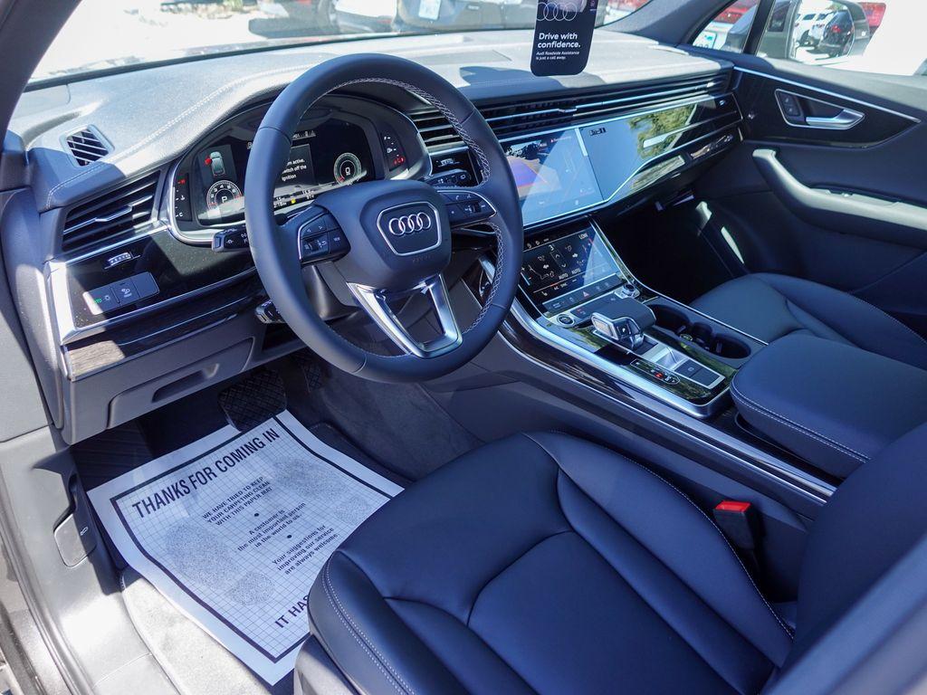 صورة 10 لـ 2026 AUDI Q7 45 PREMIUM