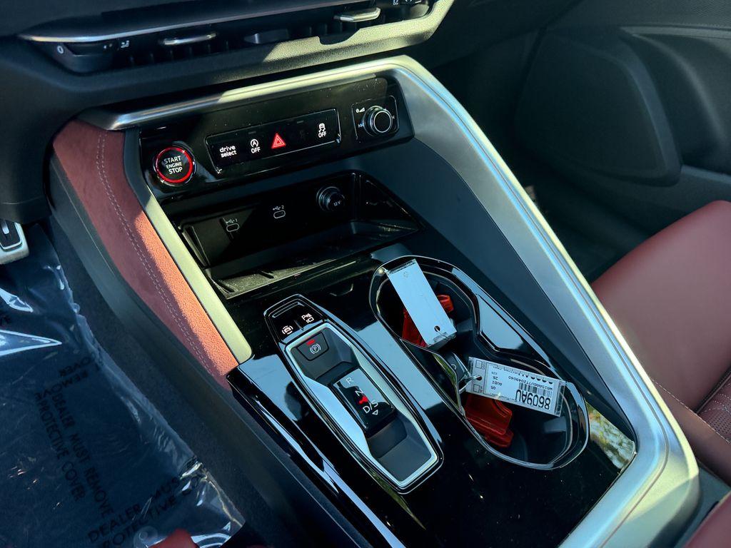 صورة مصغرة 22 لـ 2026 AUDI SQ5 3.0T PREMIUM PLUS