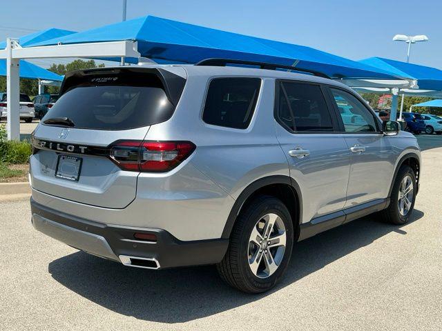 2026 Honda PILOT EX-L photo 3